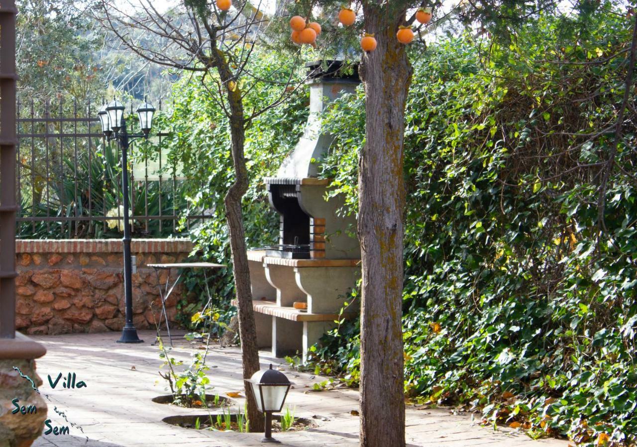 Country house Sem Sem *